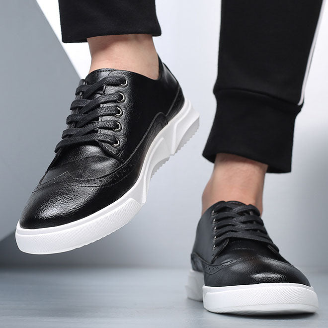 Adrián Brogue Detail Sneakers